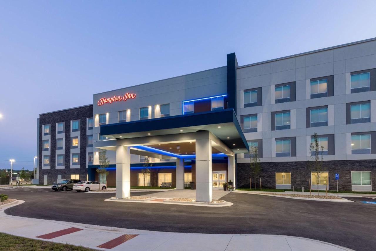 Hampton Inn Kansas City Southeast, Mo Exterior foto