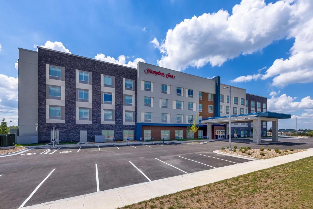 Hampton Inn Kansas City Southeast, Mo Exterior foto
